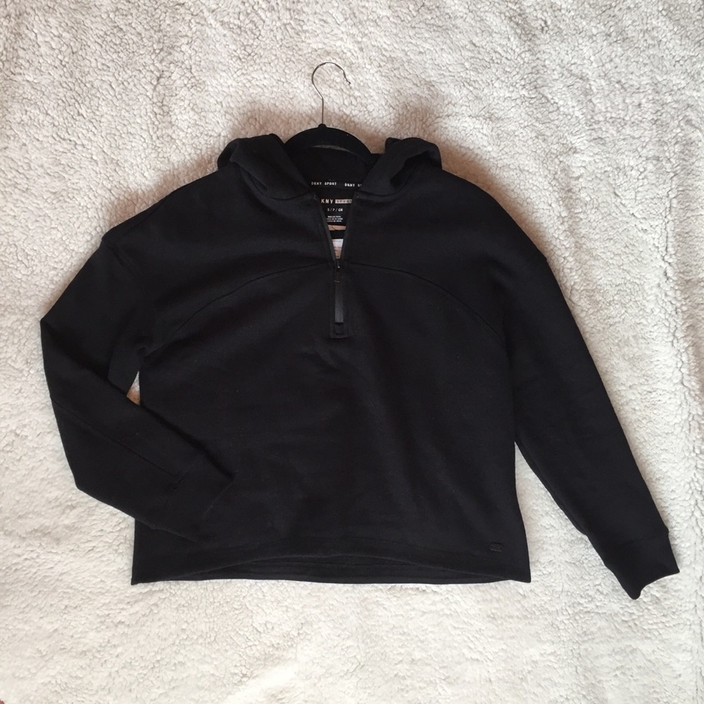 Brand new DKNY jacket🖤